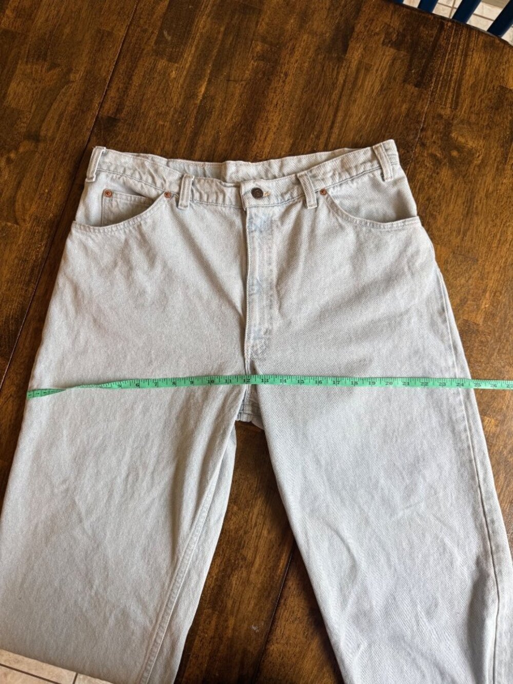 Levi's 550 Vintage Made in the USA Relaxed Fit Light Wash Jeans Men's 38 X 36 - Picture 9 of 12
